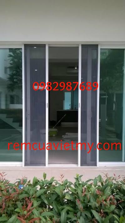 Cửa xếp chống côn trùng