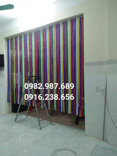 Mành nhựa nhà nghỉ