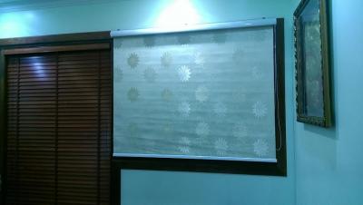 Rèm cuốn vải cản nắng