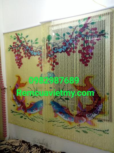Rèm hạt nhựa kết tranh con cá chép