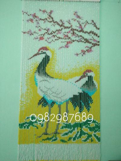 Rèm hạt nhựa két tranh con hạc, cành đào K2