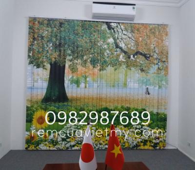 Rèm lá dọc in tranh Q1