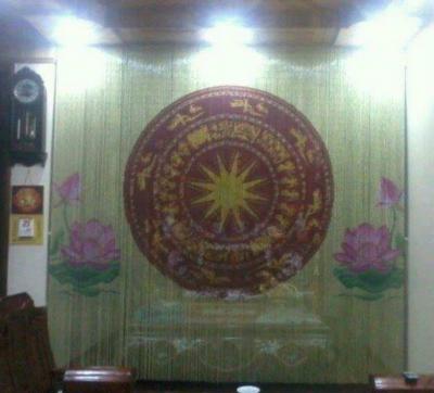 Rèm trúc trống đồng, hoa sen