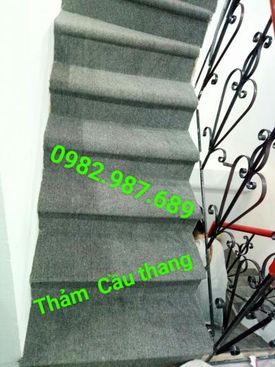 Thảm cầu thang màu xám NA02